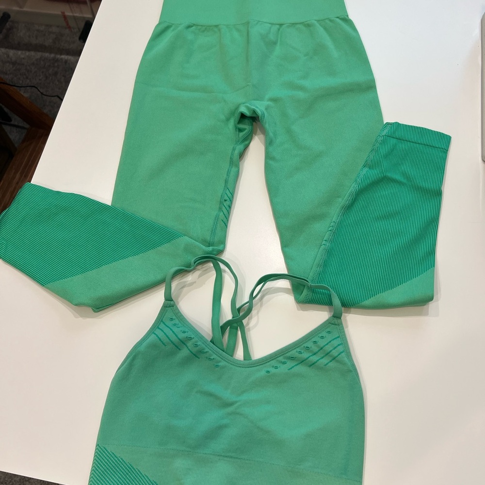 JoyLab Vibrant Green Leggings